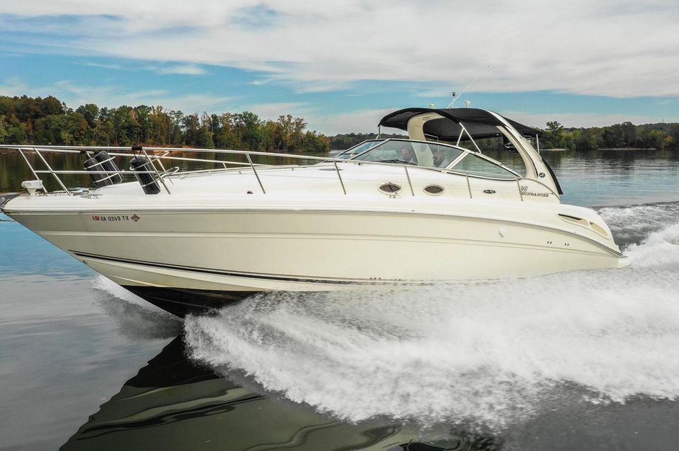 Explore Sea Ray Boats For Sale View This 2005 Sea Ray 360 Sundancer For Sale At Knoxville Yacht Sales Located In Knoxville Tn